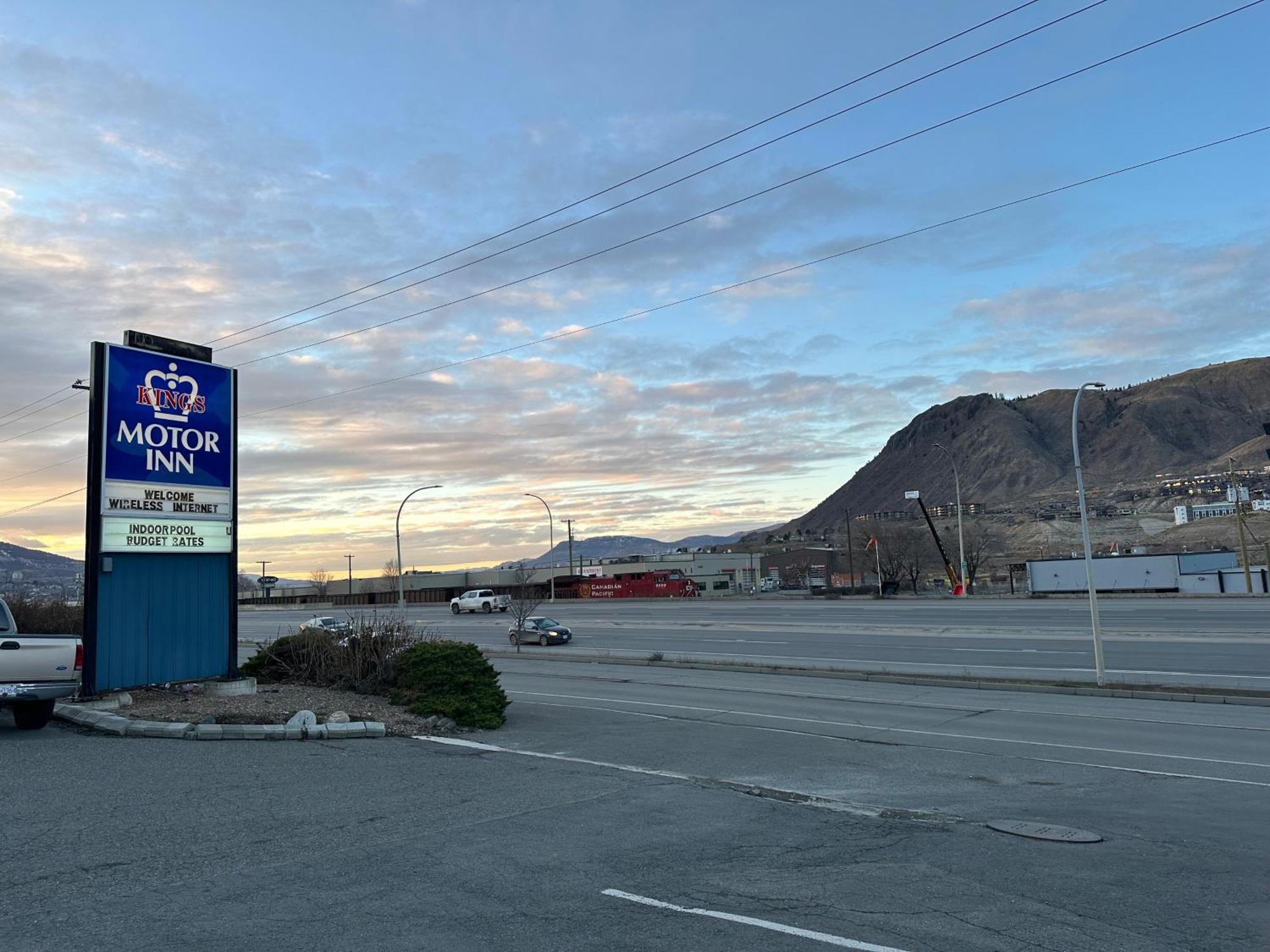 Kings Motor Inn Kamloops Buitenkant foto