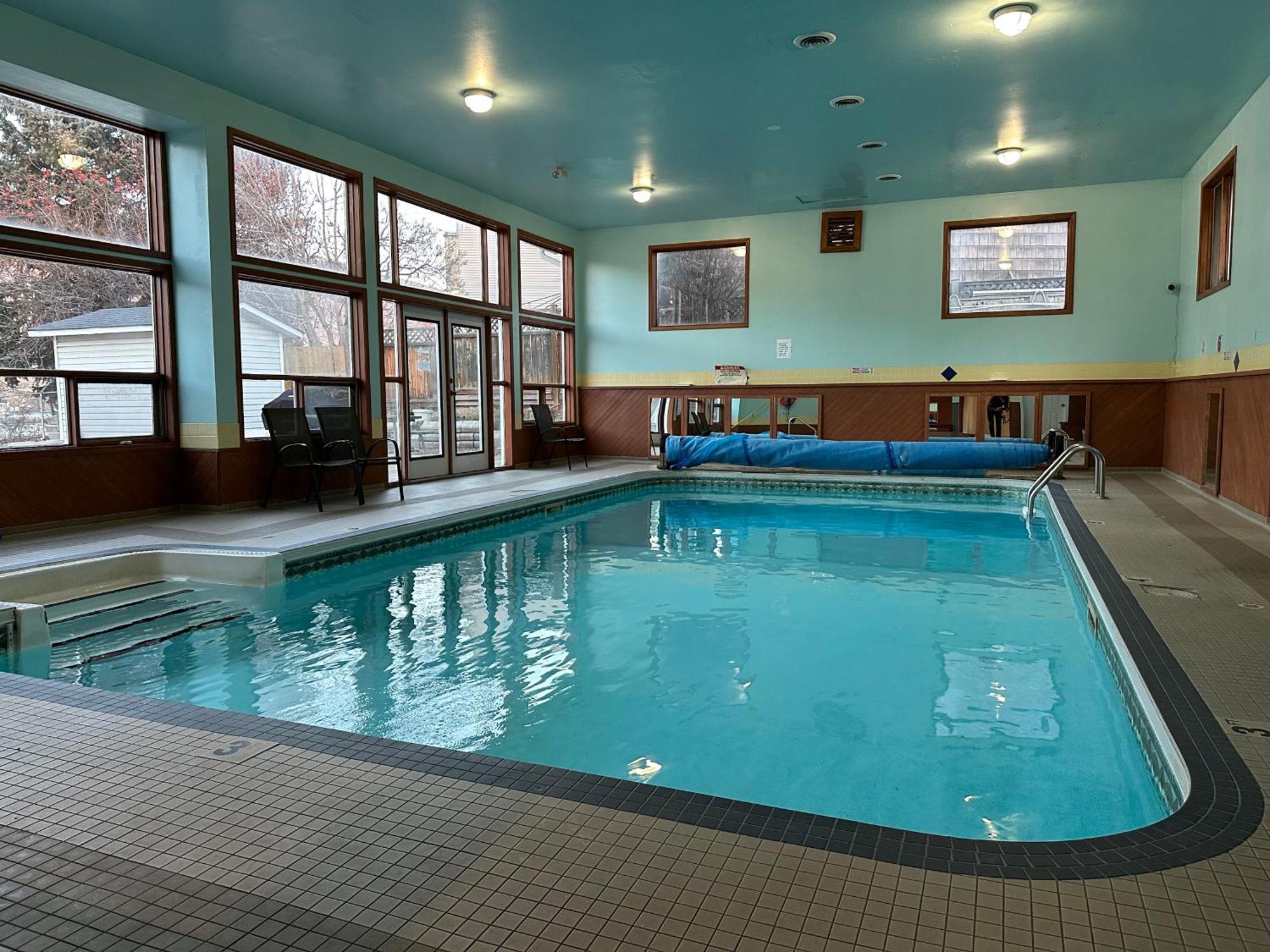 Kings Motor Inn Kamloops Buitenkant foto